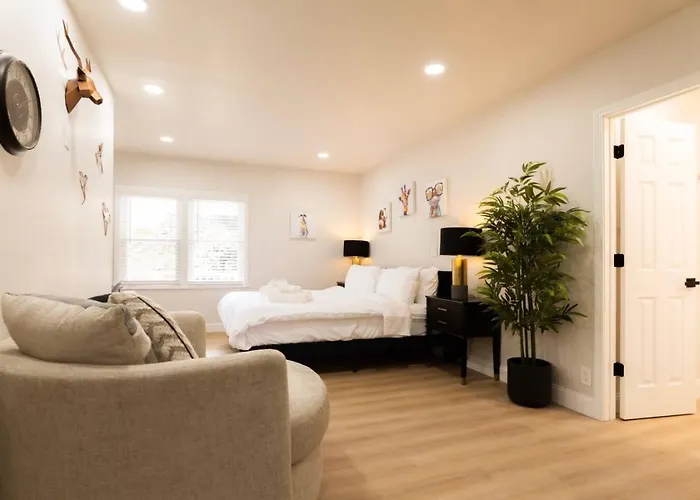 Casa de férias King Comfort - Bright And Modern 1br In