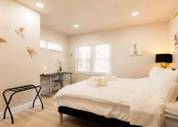 Casa de férias King Comfort - Bright And Modern 1br In
