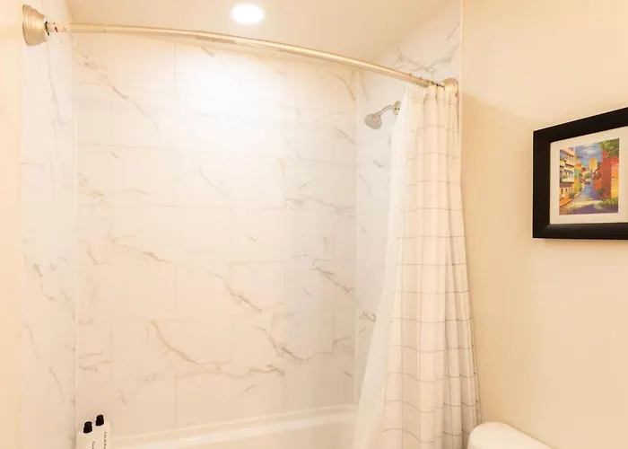 King Comfort - Bright And Modern 1br In Casa de férias *