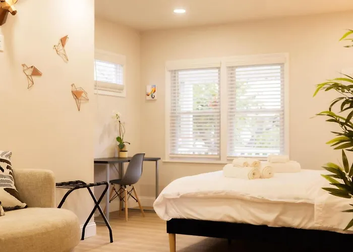 Casa de férias King Comfort - Bright And Modern 1br In Dunlap